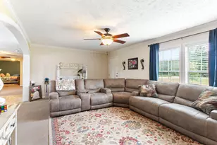 33 Chadburn Rd, Lumberton, NC 28360 - Photo 5