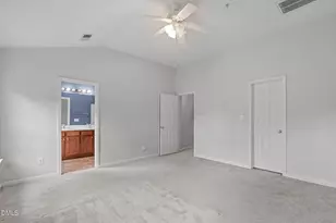 102 Cabernet Dr, Chapel Hill, NC 27516 - Photo 33