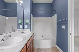 102 Cabernet Dr, Chapel Hill, NC 27516 - Photo 37
