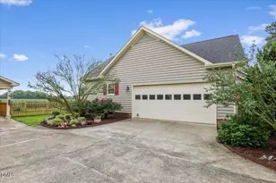 1202 Old Smith Chapel Rd, Mount Olive, NC 28365 - Photo 9