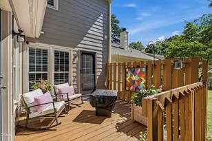 2424 Mapleton Ln, Raleigh, NC 27613 - Photo 33