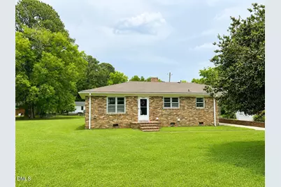 104 W Crestview Drive, Smithfield, NC 27577 - Photo 1