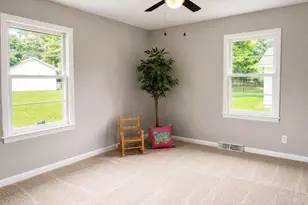 104 W Crestview Dr, Smithfield, NC 27577 - Photo 7