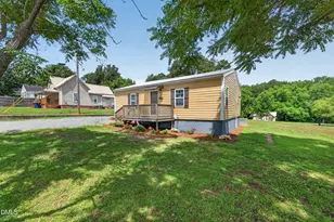 318 W 5th St, Siler City, NC 27344 - Photo 23
