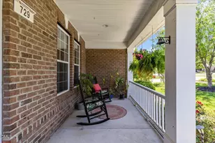729 Highwater Pl, Fuquay-Varina, NC 27526 - Photo 5