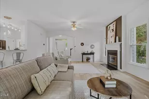 101 Streamview Dr, Cary, NC 27519 - Photo 7