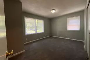 3917 Greenleaf St, Raleigh, NC 27606 - Photo 5