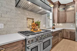 4517 Pitt St, Raleigh, NC 27609 - Photo 9