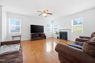 1317 Hosmer Ct, Wake Forest, NC 27587 - Photo 3