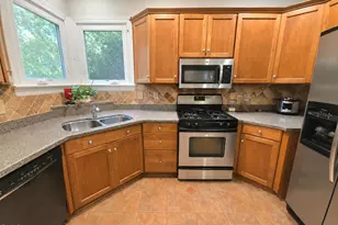 1003 Inglenook Pl, Apex, NC 27502 - Photo 9