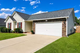 2211 Puffin Pl, Fayetteville, NC 28306 - Photo 3