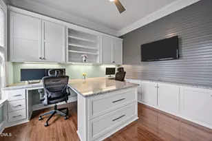 8512 Broderick Pl, Cary, NC 27519 - Photo 15