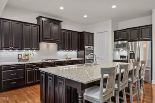 8512 Broderick Pl, Cary, NC 27519 - Photo 7