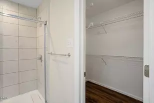 1000 Brighthurst Dr, Raleigh, NC 27605 - Photo 17