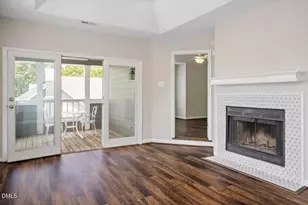 1000 Brighthurst Dr, Raleigh, NC 27605 - Photo 13