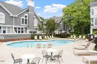 1000 Brighthurst Dr, Raleigh, NC 27605 - Photo 27