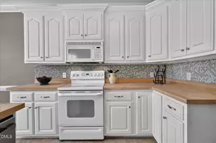 205 Millbrook Village Dr, Goldsboro, NC 27530 - Photo 17