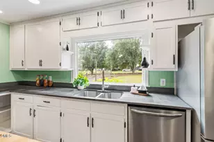 1004 Horton Rd, Durham, NC 27704 - Photo 9