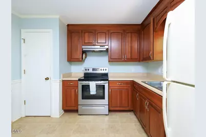 6113 Iris Drive, Raleigh, NC 27612 - Photo 5