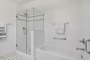 2626 Dover Rd, Raleigh, NC 27608 - Photo 37