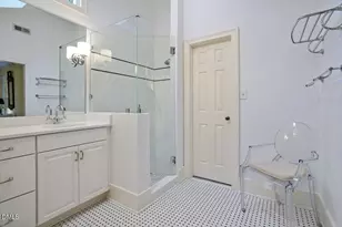 2626 Dover Rd, Raleigh, NC 27608 - Photo 33