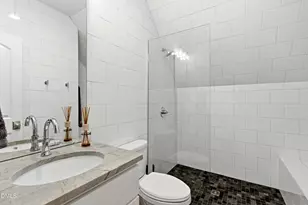 2112 Kipawa St, Raleigh, NC 27607 - Photo 43