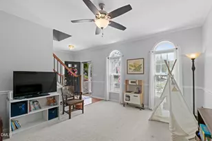 6716 Somerknoll Dr, Durham, NC 27713 - Photo 9