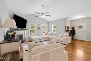548 Brazil Nut Ln, Smithfield, NC 27577 - Photo 5