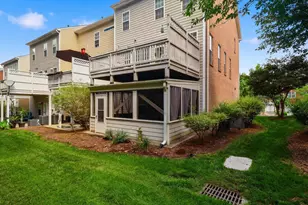 351 Bridgegate Dr, Cary, NC 27519 - Photo 3