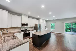 2007 Ackerman Hill Dr, Apex, NC 27502 - Photo 11