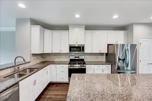 2007 Ackerman Hill Dr, Apex, NC 27502 - Photo 11