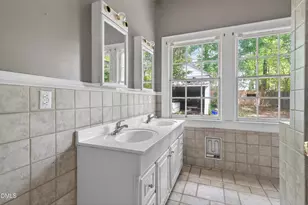 622 W Club Blvd, Durham, NC 27701 - Photo 15