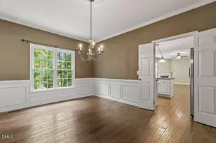 401 Peachtree Point Ct, Cary, NC 27513 - Photo 11