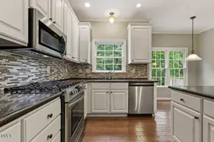 401 Peachtree Point Ct, Cary, NC 27513 - Photo 15