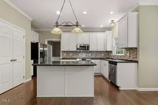 401 Peachtree Point Ct, Cary, NC 27513 - Photo 11