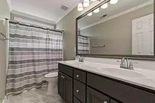 401 Peachtree Point Ct, Cary, NC 27513 - Photo 33
