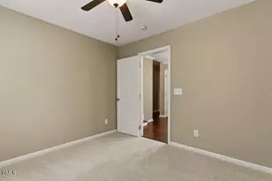 401 Peachtree Point Ct, Cary, NC 27513 - Photo 35