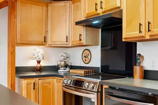 700 Market St, Chapel Hill, NC 27516 - Photo 11