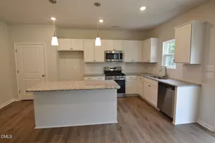 33 Plantation Dr, Youngsville, NC 27596 - Photo 5