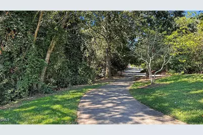2441 Campus Shore Drive #109-A, Raleigh, NC 27606 - Photo 29