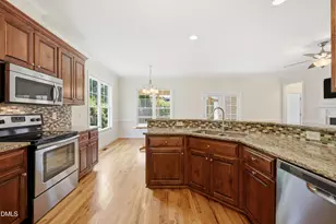 922 Award St, Fuquay Varina, NC 27526 - Photo 11
