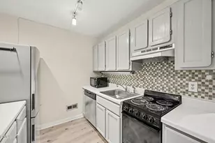 314 Cedarwood Ln, Carrboro, NC 27510 - Photo 15