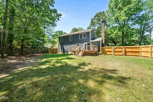 2108 Treverton Pl, Raleigh, NC 27609 - Photo 23