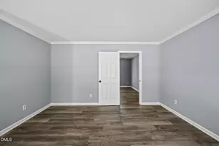 2108 Treverton Pl, Raleigh, NC 27609 - Photo 11