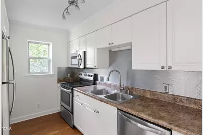 1513 E Franklin Street #Unit 114, Chapel Hill, NC 27514 - Photo 11