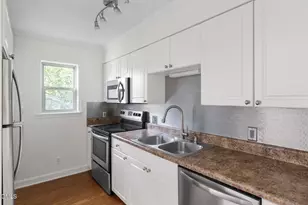 1513 E Franklin St, Chapel Hill, NC 27514 - Photo 11