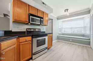 7605 Falcon Rest Cir, Raleigh, NC 27615 - Photo 9