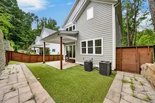 1407 Onslow Rd, Raleigh, NC 27606 - Photo 17