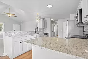 398 Sandcastle Ln, Four Oaks, NC 27524 - Photo 5
