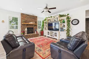 1096 Capulet Dr, Burlington, NC 27215 - Photo 15